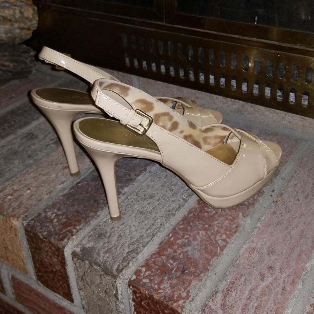 Christian Siriano size 9